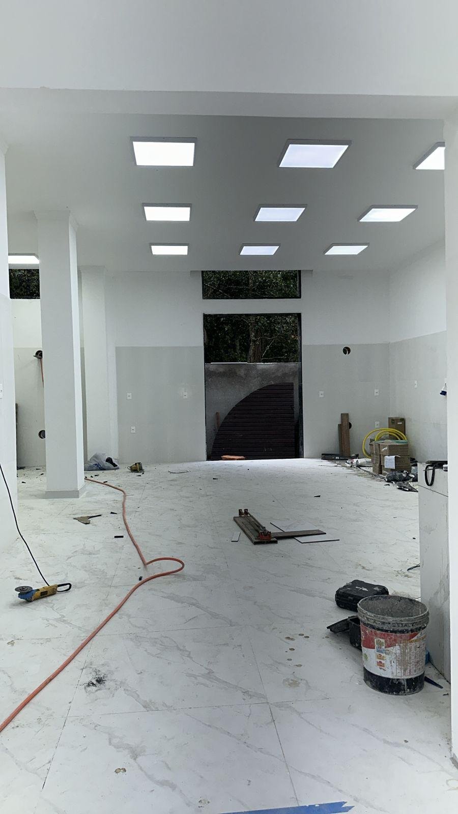 Miniatura 3 - sala 02 sala comercial 100M2 em Bombinhas SC (Cópia)