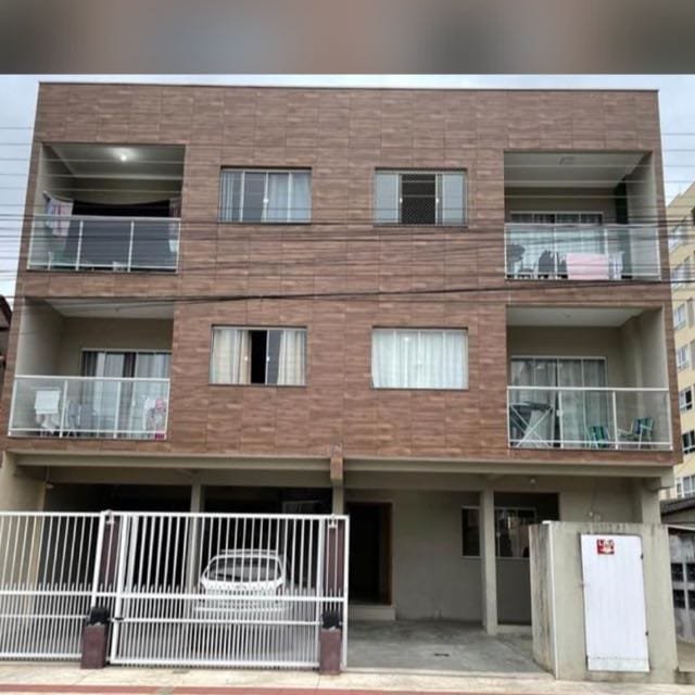 Apartamento 05 - Laranjeiras 